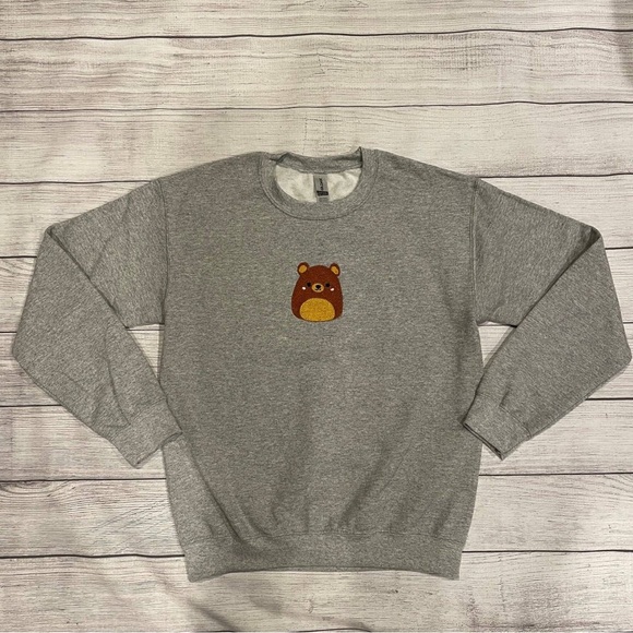 Custom Embroidered Squishmallow Crewneck Sweatshirt or T-Shirt Omar the Bear - Picture 4 of 5